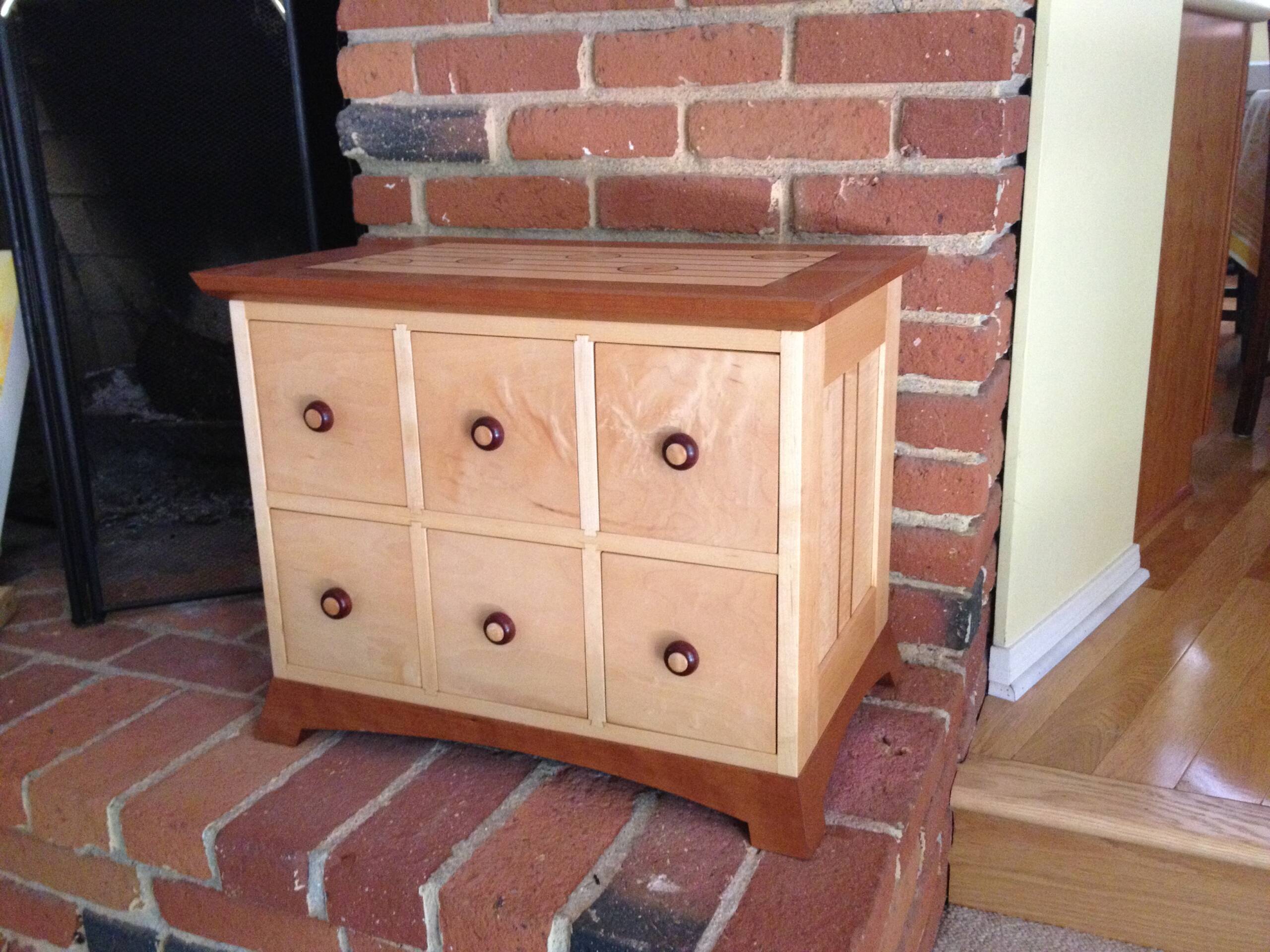 “Dodi Li” CD Cabinet