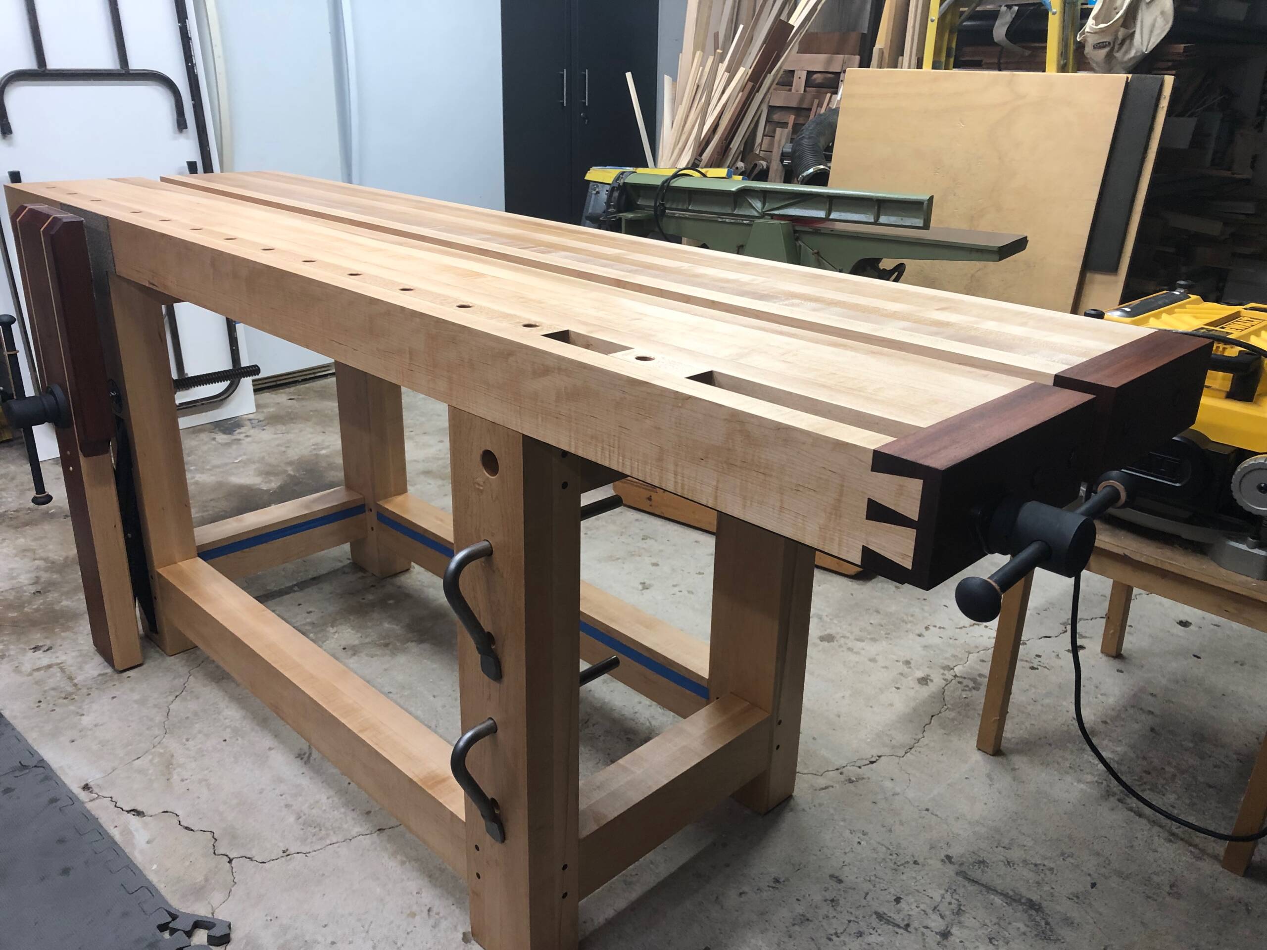 Split-top Roubo Workbench